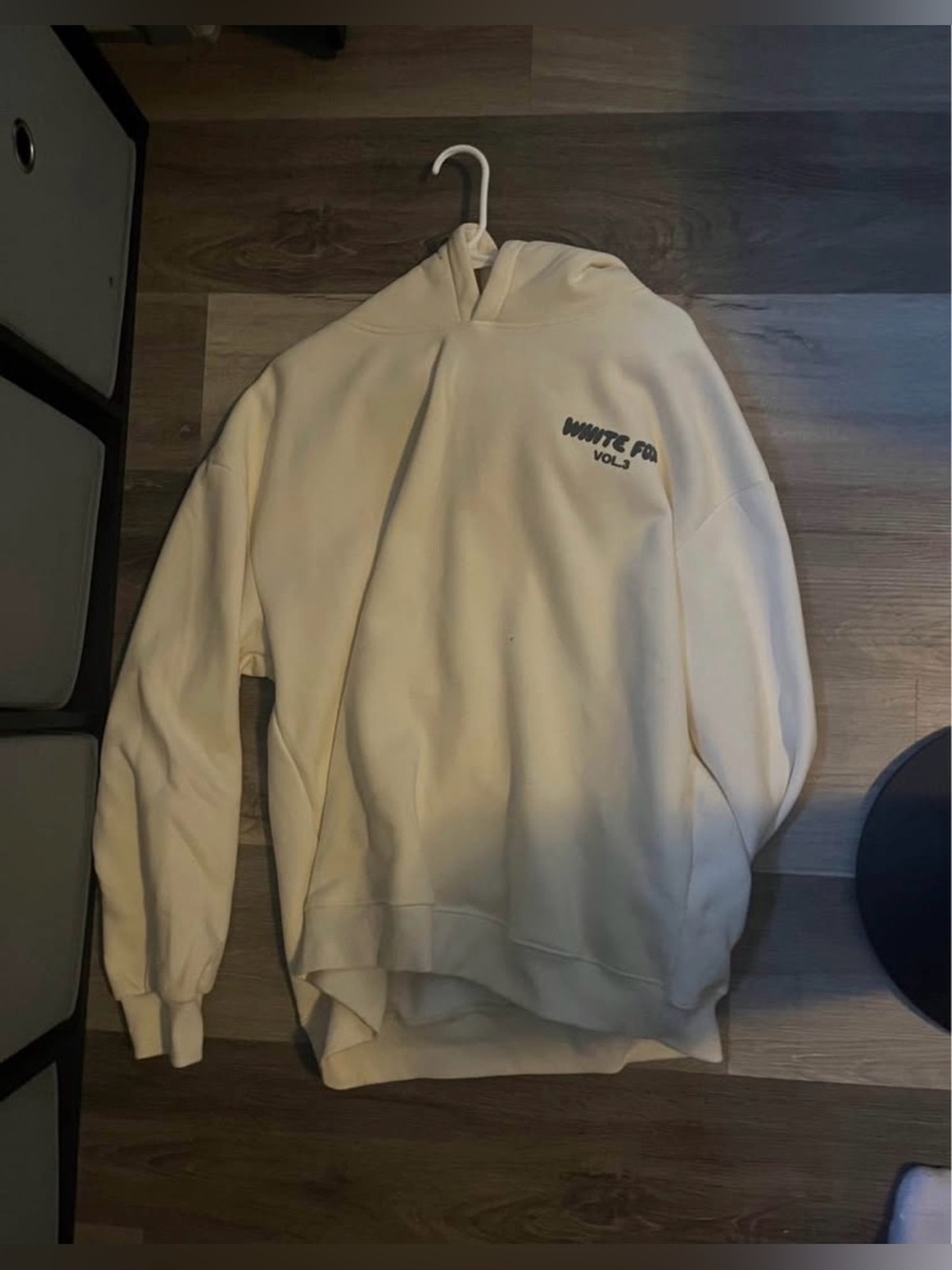 BRAND NEW Women's Yellow and Grey M/L White Fox Volume 3 Hoodie
